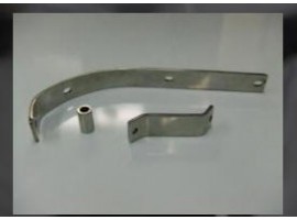 BS043 REAR BUMPER TO CHASSIS BRACKET car set